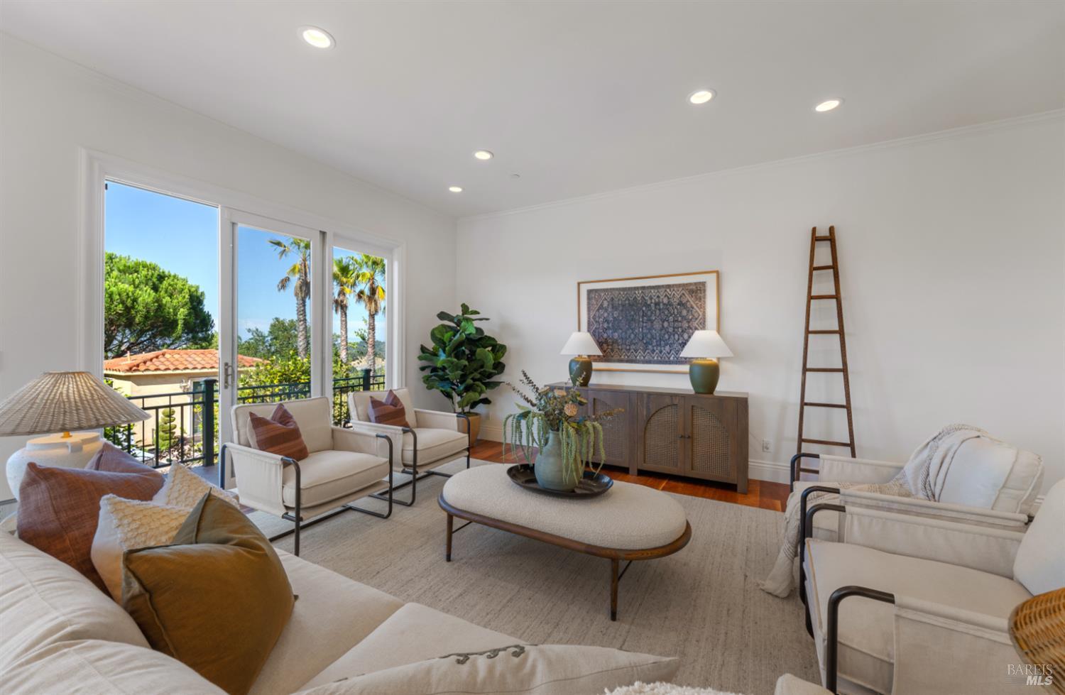 Detail Gallery Image 22 of 73 For 48 Ranch Rd, San Rafael,  CA 94903 - 4 Beds | 4/1 Baths