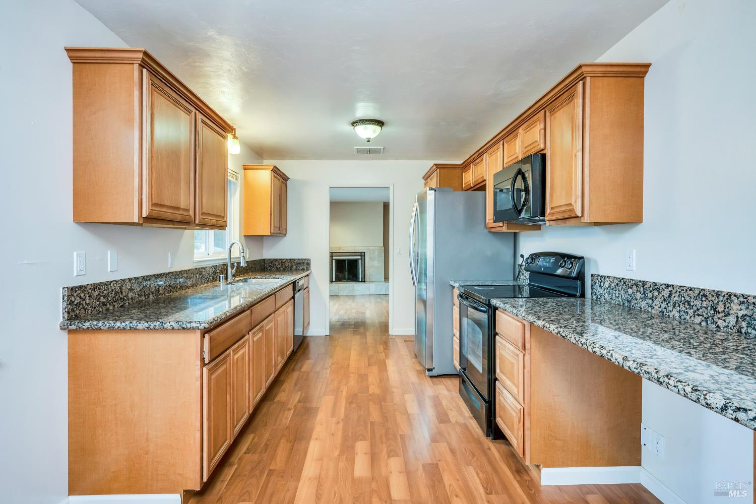 Detail Gallery Image 7 of 34 For 1870 Westlake Dr, Kelseyville,  CA 95451 - 4 Beds | 2 Baths