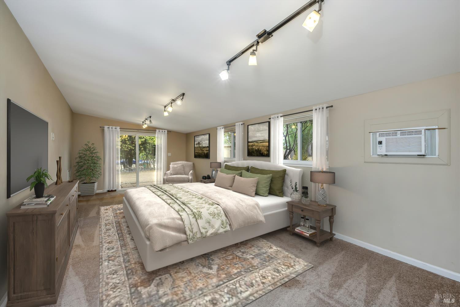 Detail Gallery Image 12 of 34 For 1870 Westlake Dr, Kelseyville,  CA 95451 - 4 Beds | 2 Baths