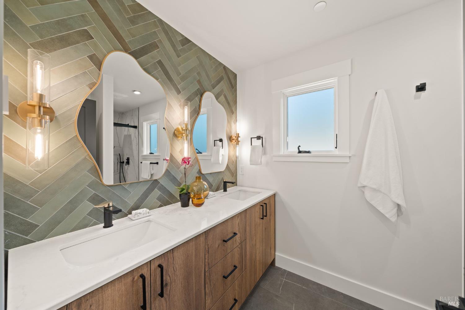 Detail Gallery Image 26 of 62 For 59 San Pablo Ave, San Rafael,  CA 94903 - 4 Beds | 3 Baths