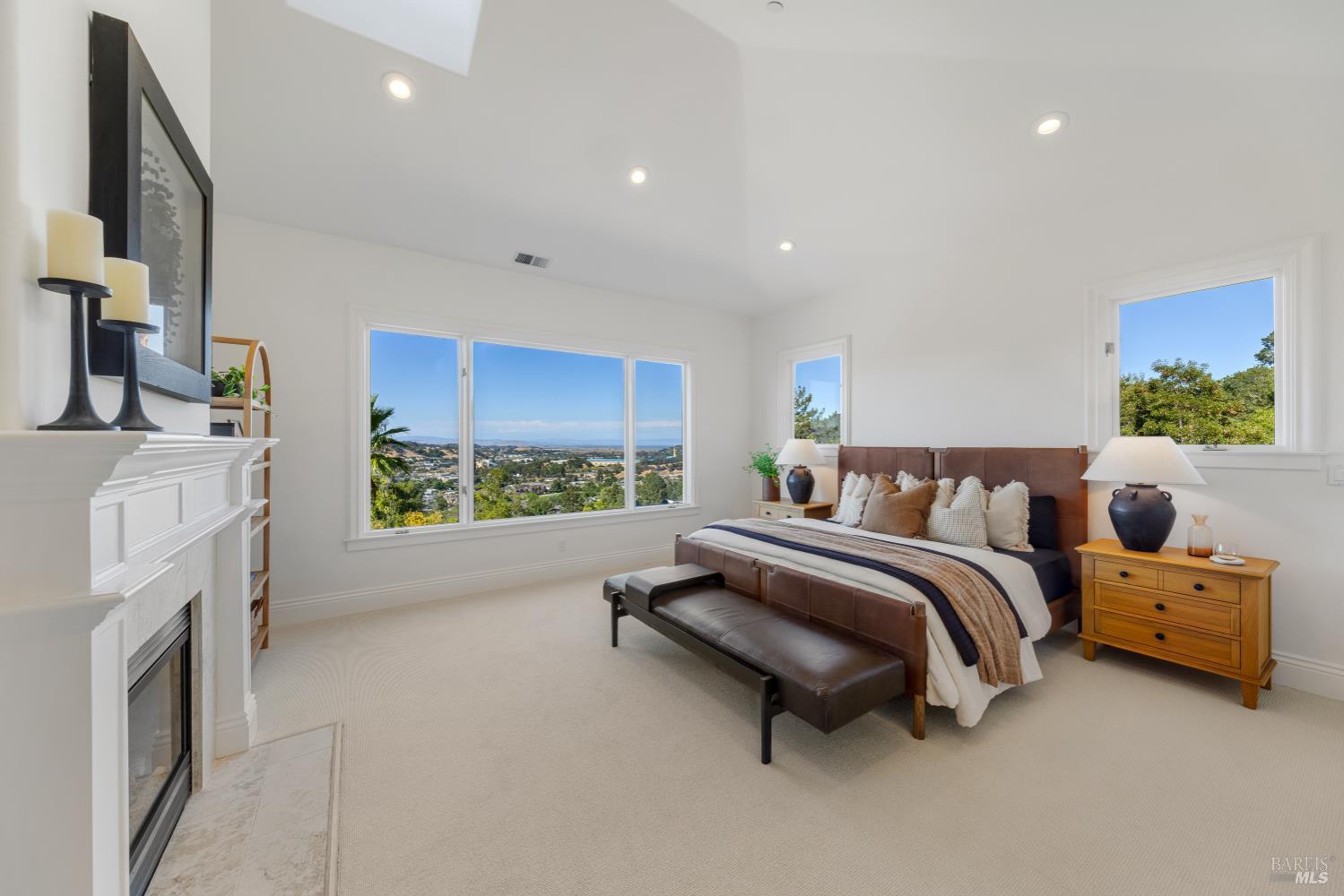 Detail Gallery Image 39 of 73 For 48 Ranch Rd, San Rafael,  CA 94903 - 4 Beds | 4/1 Baths