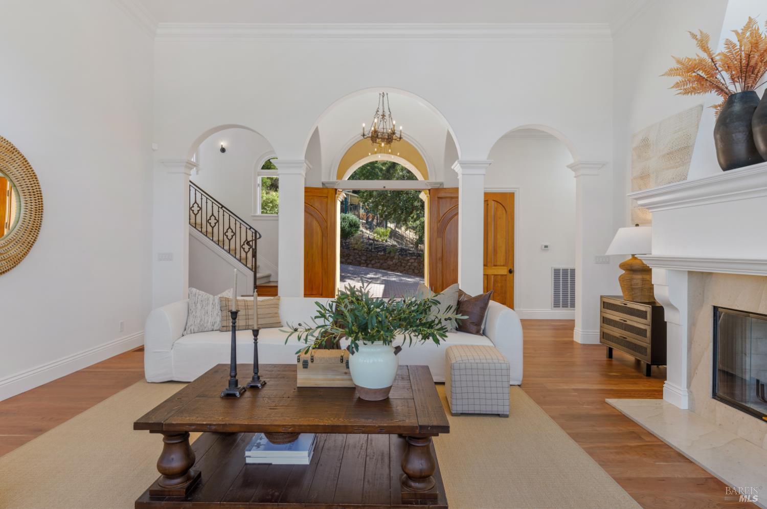 Detail Gallery Image 12 of 73 For 48 Ranch Rd, San Rafael,  CA 94903 - 4 Beds | 4/1 Baths