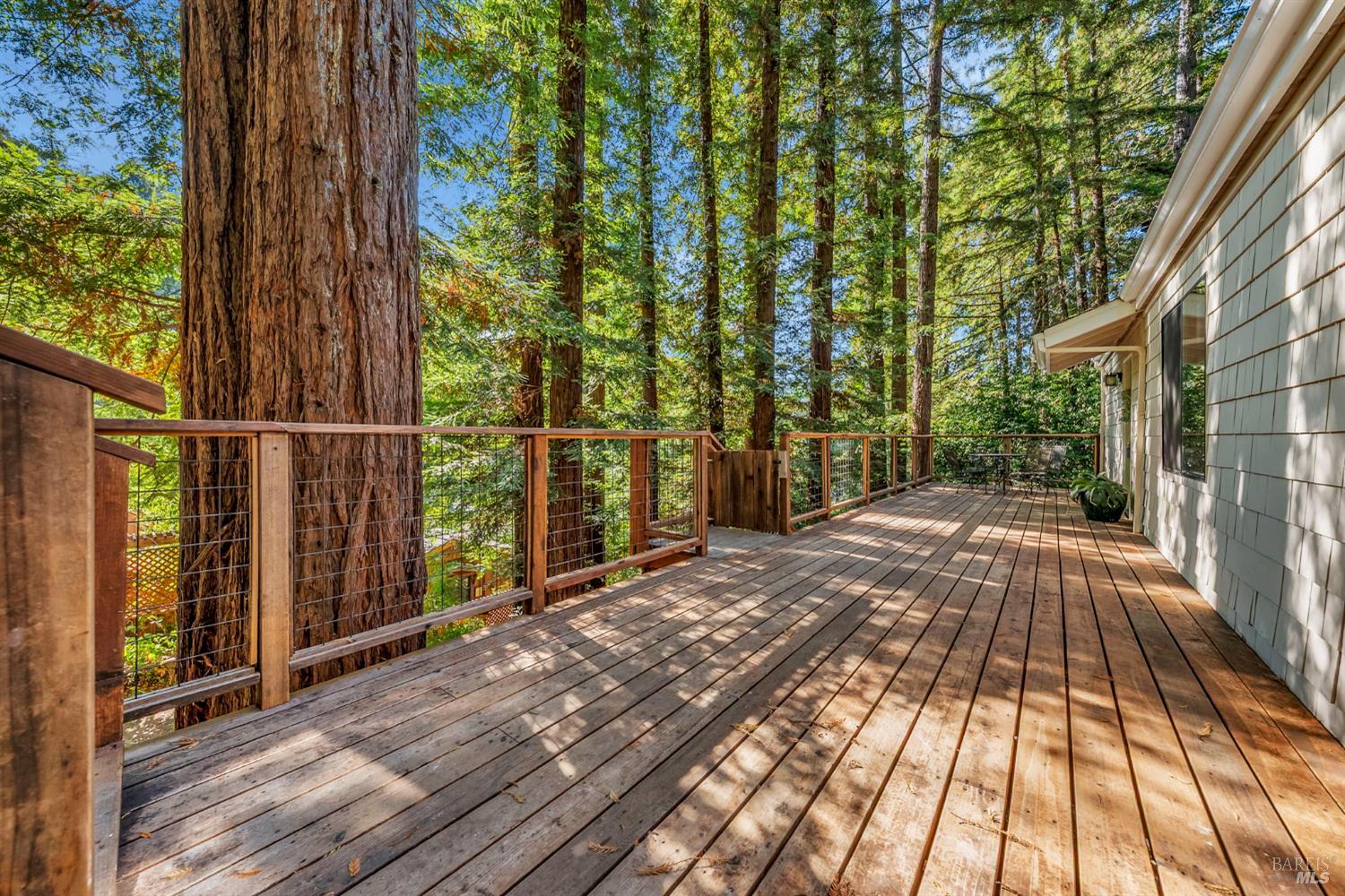 Detail Gallery Image 47 of 61 For 10864 Ogburn Ln, Forestville,  CA 95436 - 2 Beds | 3 Baths