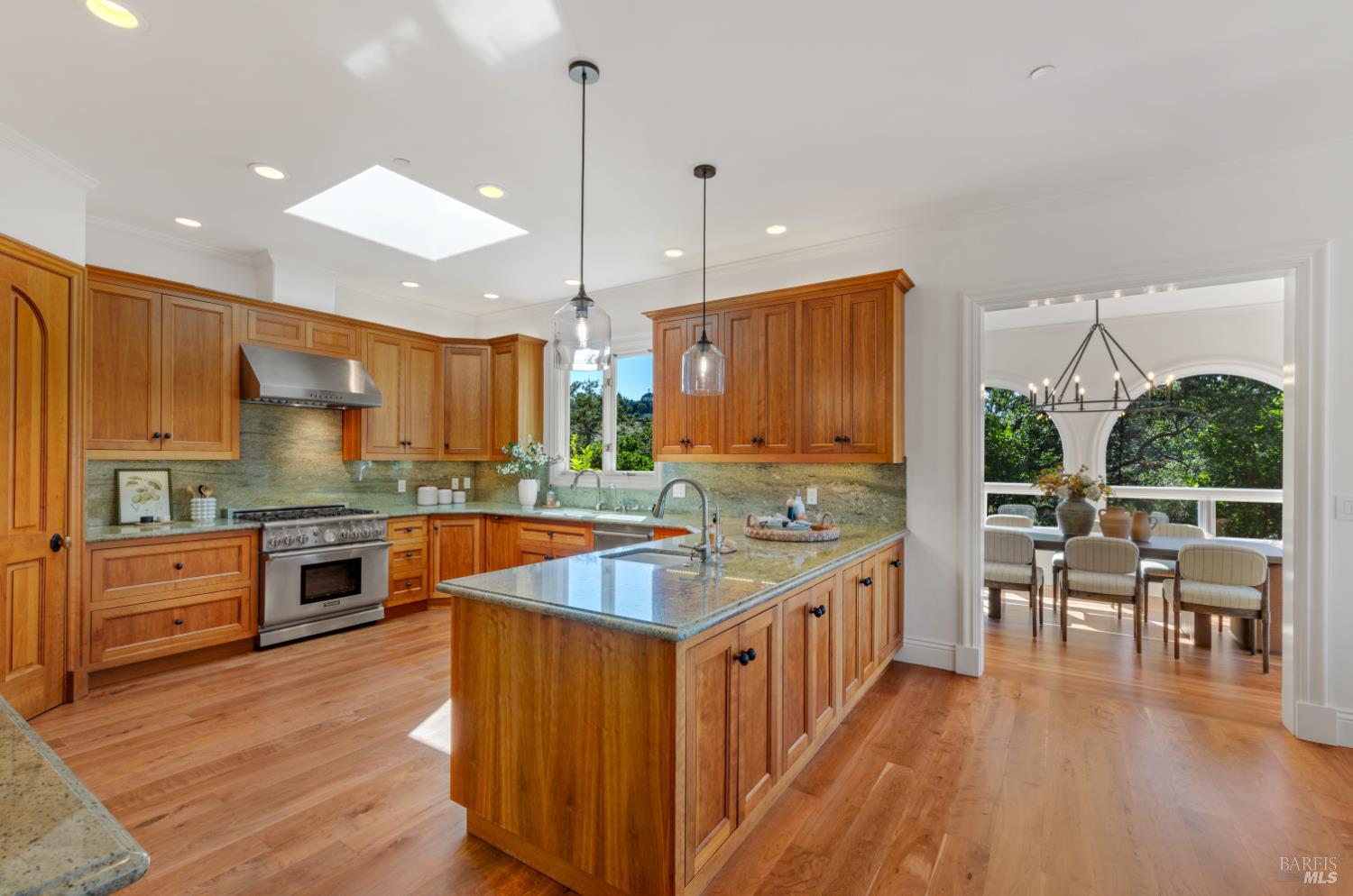Detail Gallery Image 17 of 73 For 48 Ranch Rd, San Rafael,  CA 94903 - 4 Beds | 4/1 Baths