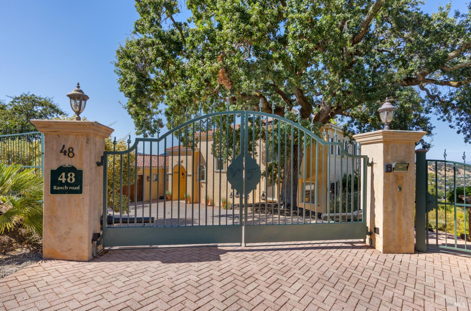 Detail Gallery Image 3 of 73 For 48 Ranch Rd, San Rafael,  CA 94903 - 4 Beds | 4/1 Baths