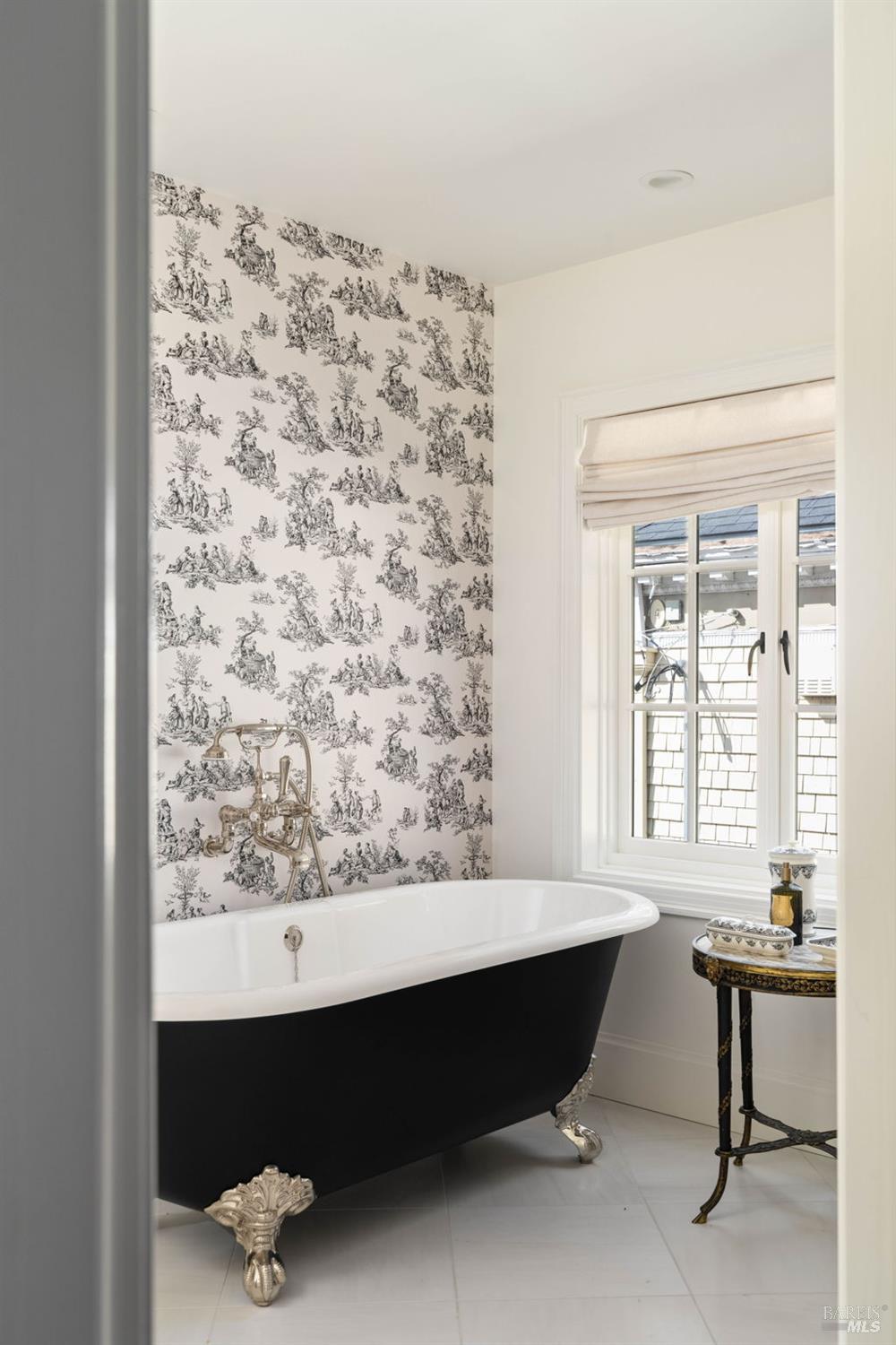 Detail Gallery Image 33 of 51 For 853 D St, Petaluma,  CA 94952 - 3 Beds | 2/1 Baths