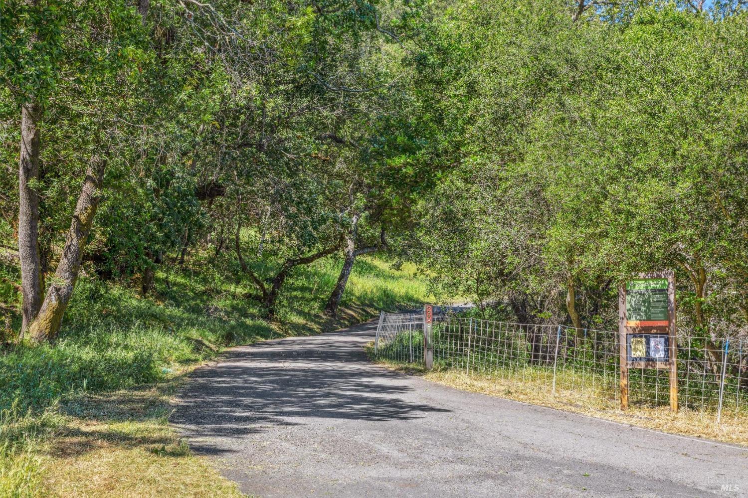 Detail Gallery Image 42 of 42 For 952 Lea Dr, San Rafael,  CA 94903 - 1 Beds | 1 Baths