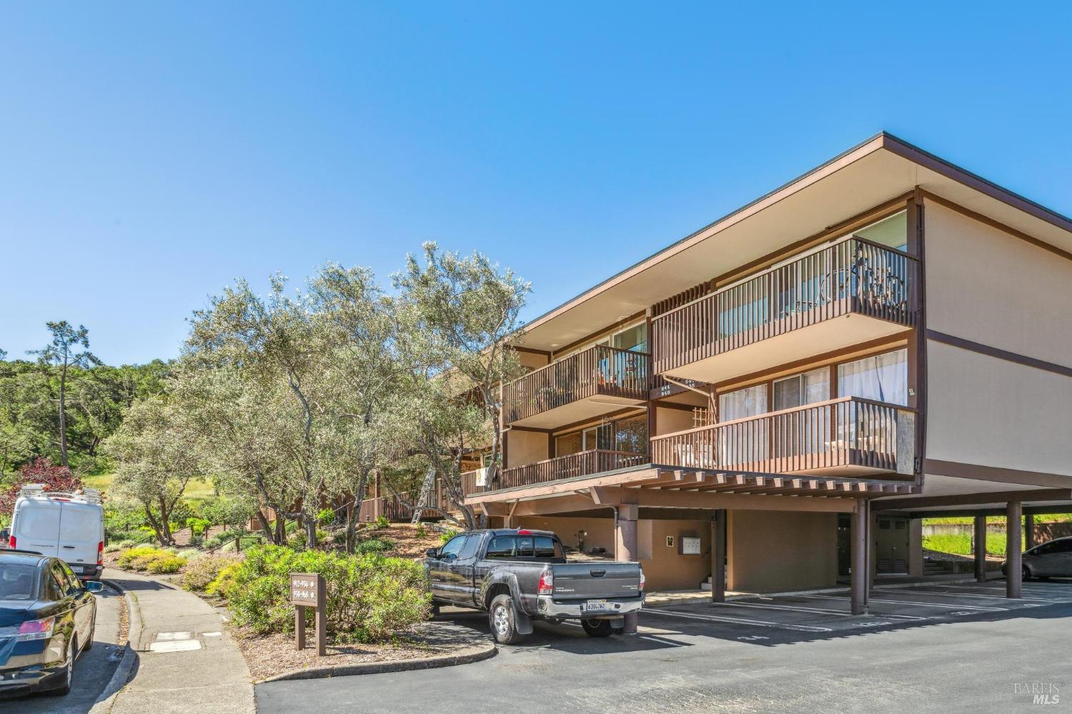 Detail Gallery Image 26 of 42 For 952 Lea Dr, San Rafael,  CA 94903 - 1 Beds | 1 Baths
