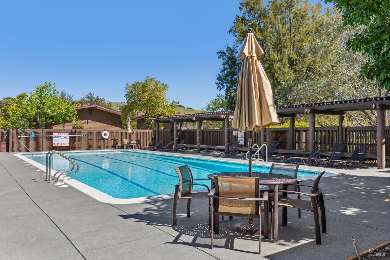Detail Gallery Image 30 of 42 For 952 Lea Dr, San Rafael,  CA 94903 - 1 Beds | 1 Baths