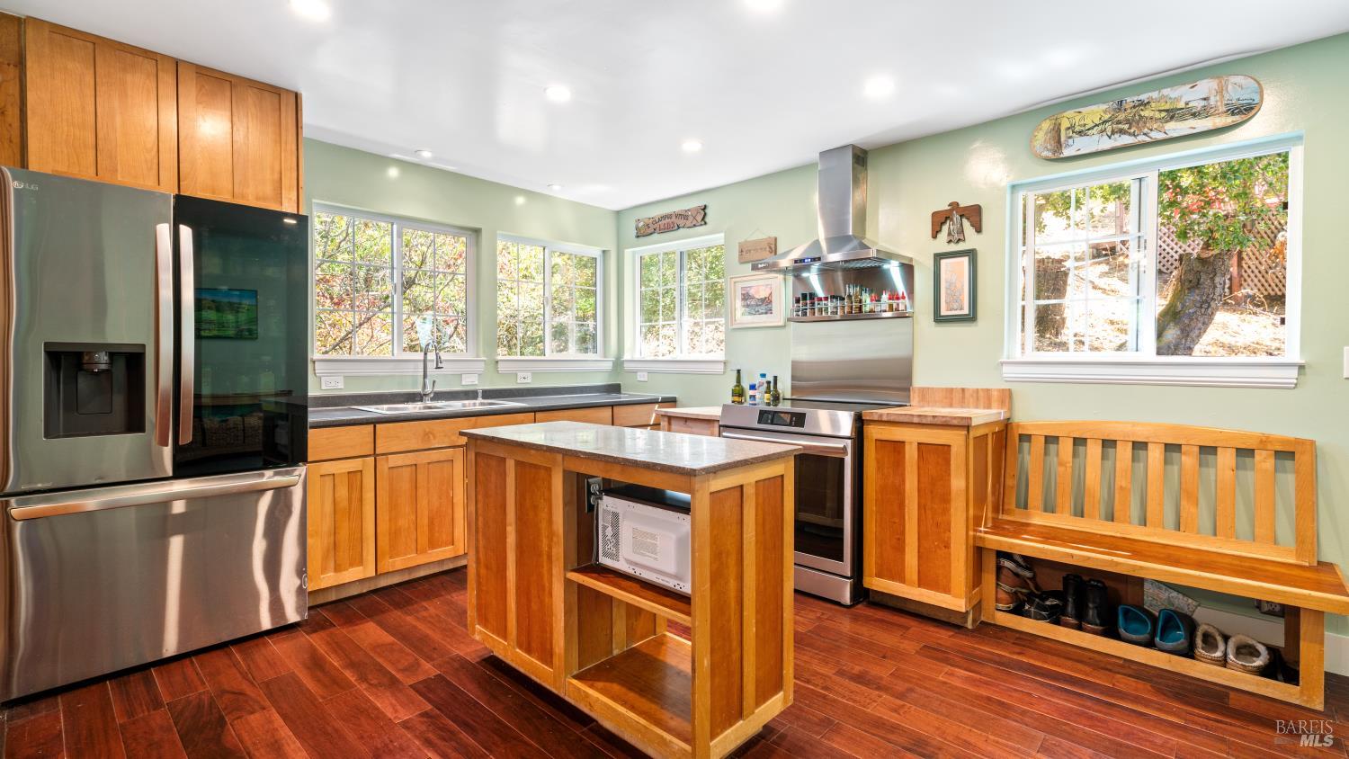Detail Gallery Image 5 of 64 For 20 Corona Ave, Lagunitas,  CA 94938 - 2 Beds | 2 Baths