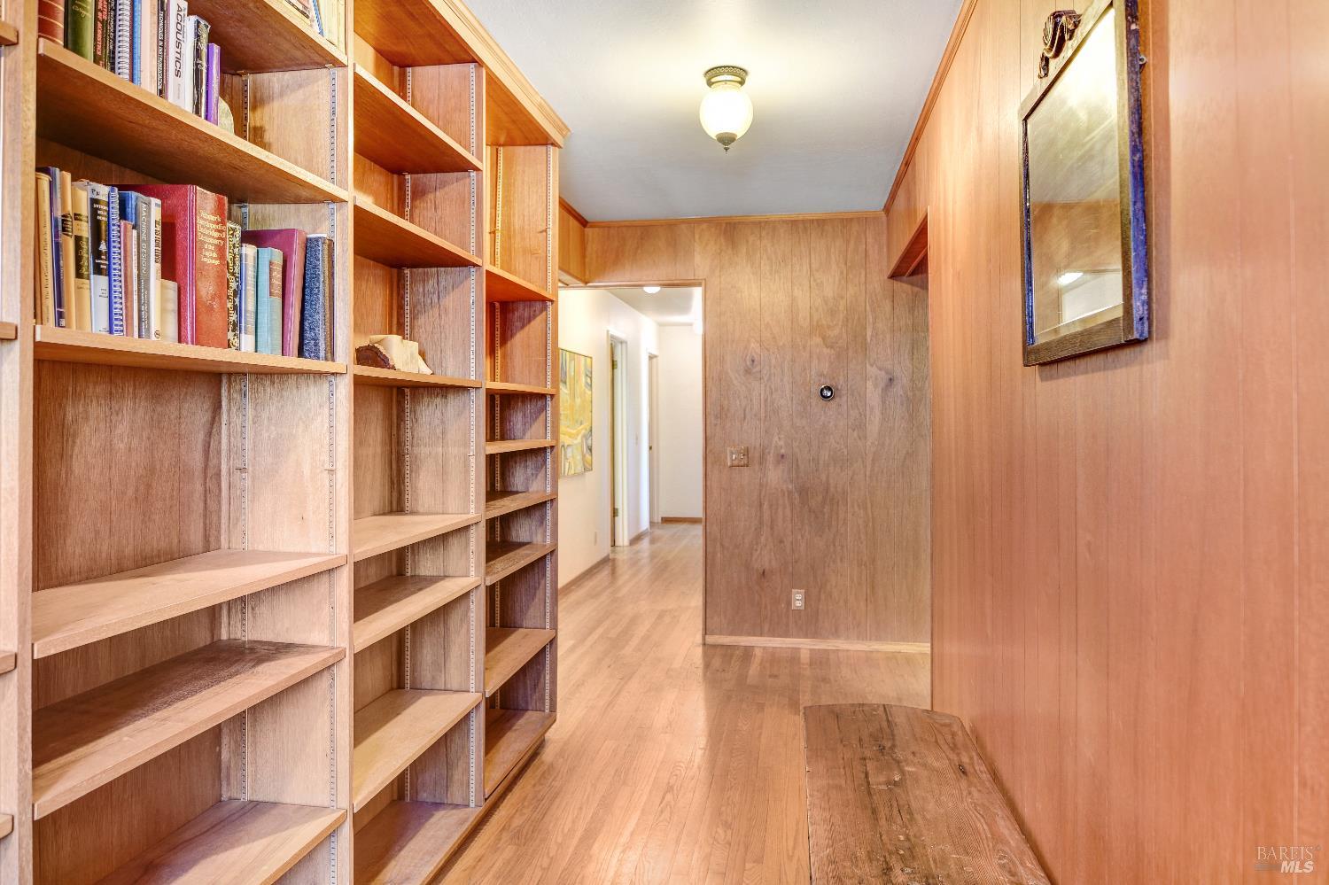 Detail Gallery Image 4 of 25 For 2040 Olive Ave, Saint Helena,  CA 94574 - 3 Beds | 2/1 Baths