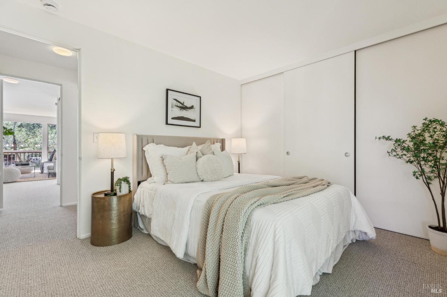 Detail Gallery Image 14 of 42 For 952 Lea Dr, San Rafael,  CA 94903 - 1 Beds | 1 Baths
