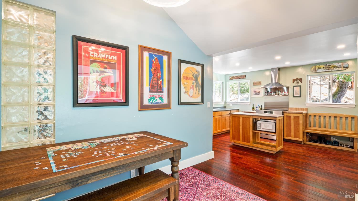 Detail Gallery Image 9 of 64 For 20 Corona Ave, Lagunitas,  CA 94938 - 2 Beds | 2 Baths
