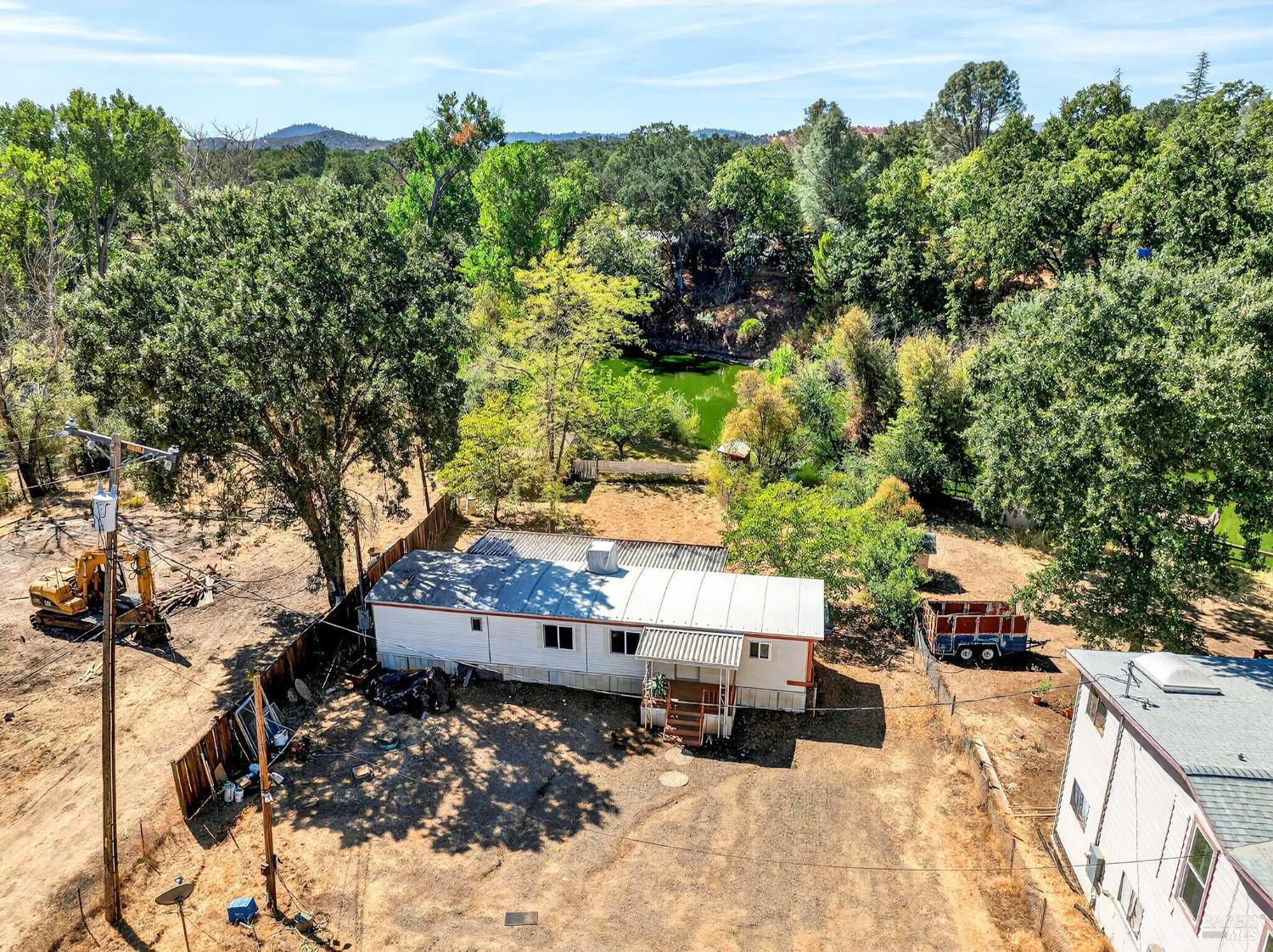 Detail Gallery Image 4 of 50 For 16715 Cache Creek Ln, Clearlake,  CA 95422 - 2 Beds | 1 Baths