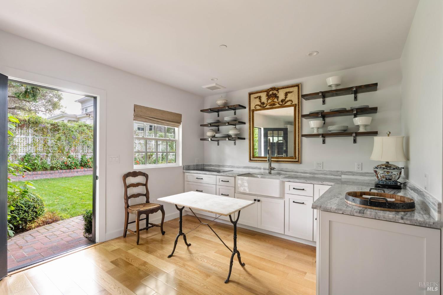 Detail Gallery Image 43 of 51 For 853 D St, Petaluma,  CA 94952 - 3 Beds | 2/1 Baths