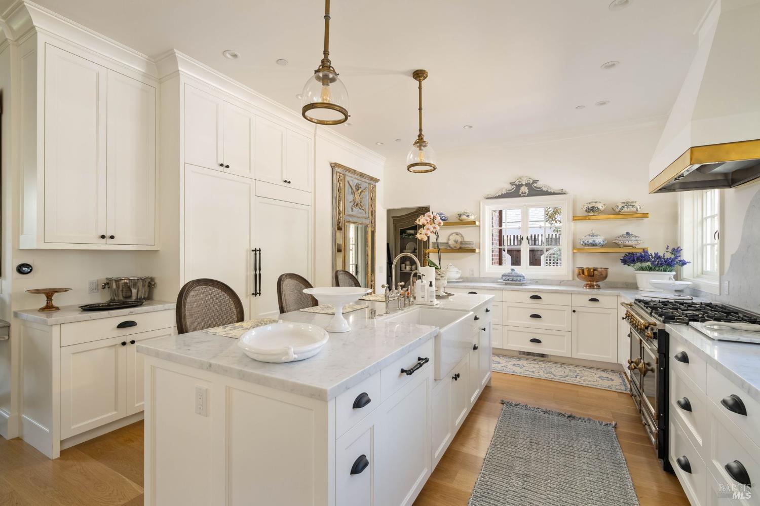 Detail Gallery Image 15 of 51 For 853 D St, Petaluma,  CA 94952 - 3 Beds | 2/1 Baths