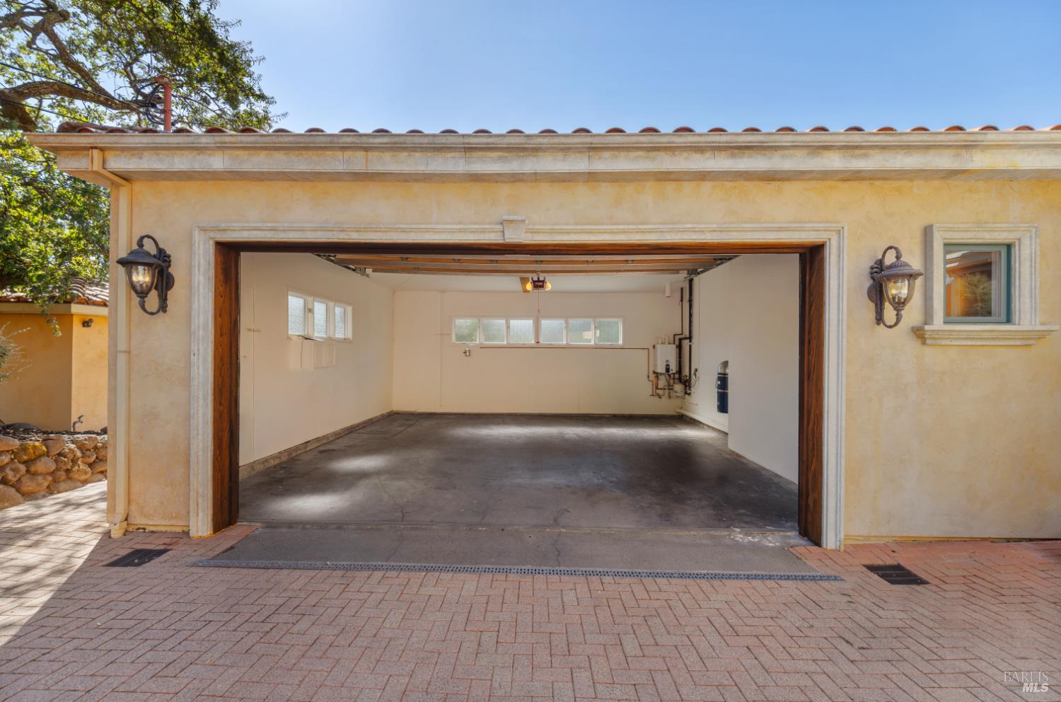 Detail Gallery Image 70 of 73 For 48 Ranch Rd, San Rafael,  CA 94903 - 4 Beds | 4/1 Baths