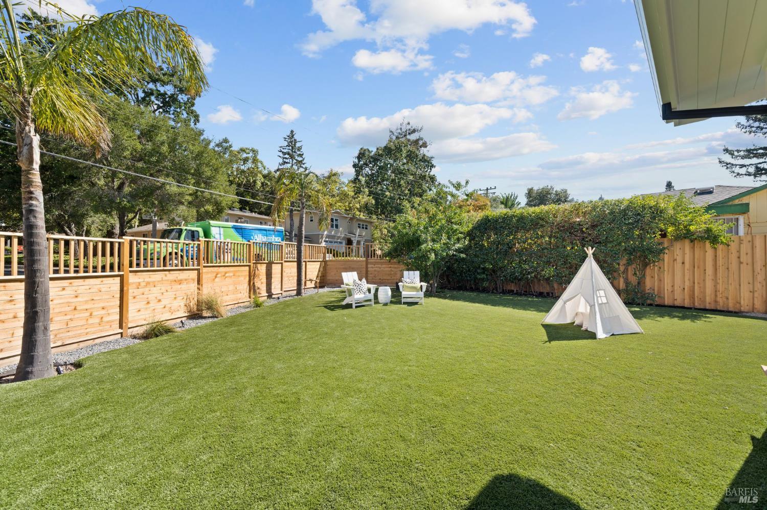 Detail Gallery Image 9 of 62 For 59 San Pablo Ave, San Rafael,  CA 94903 - 4 Beds | 3 Baths