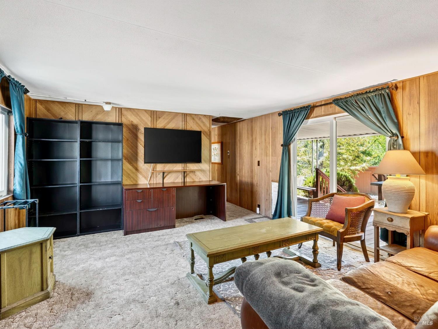 Detail Gallery Image 7 of 50 For 16715 Cache Creek Ln, Clearlake,  CA 95422 - 2 Beds | 1 Baths