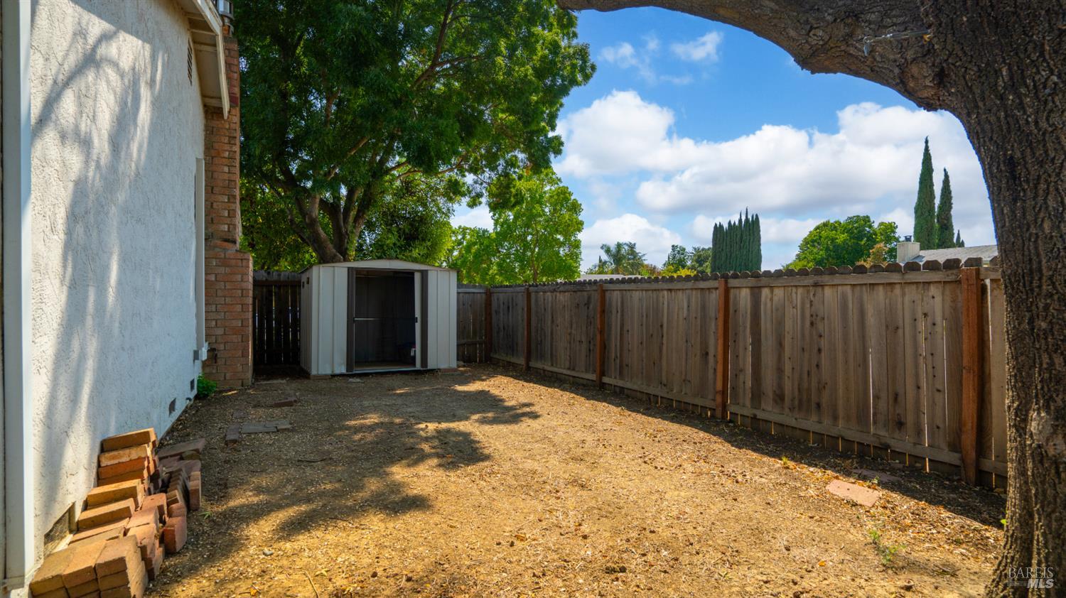 Detail Gallery Image 28 of 36 For 720 E Creekside Cir, Dixon,  CA 95620 - 4 Beds | 2 Baths