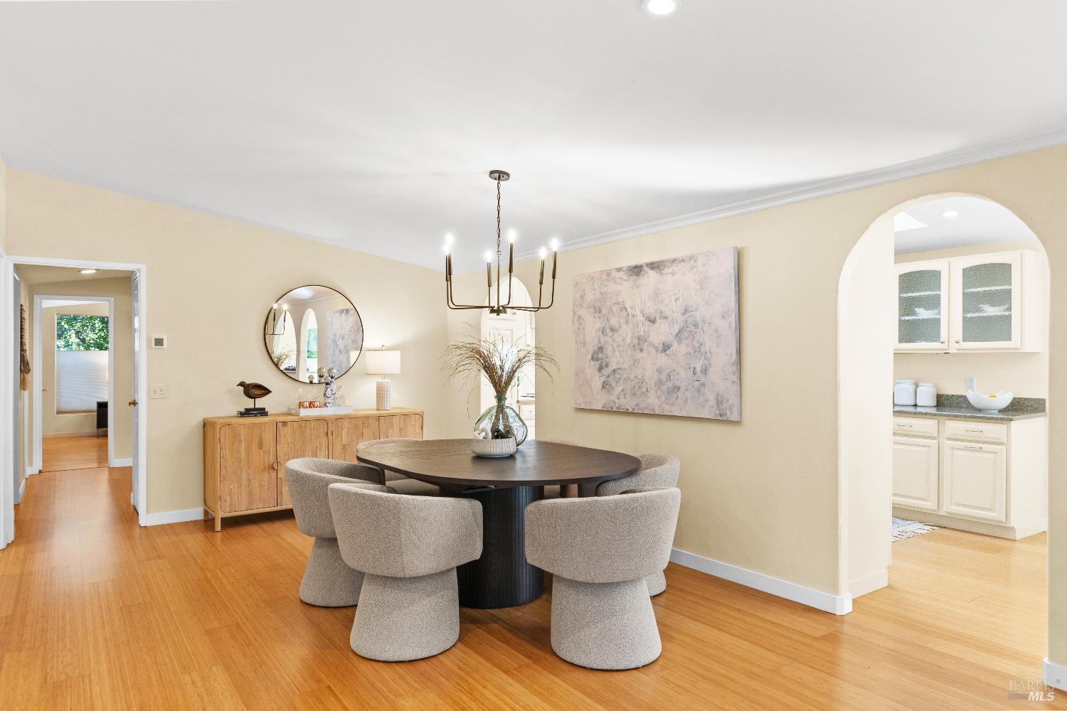 Detail Gallery Image 16 of 38 For 102 Clorinda Ave, San Rafael,  CA 94901 - 3 Beds | 2 Baths