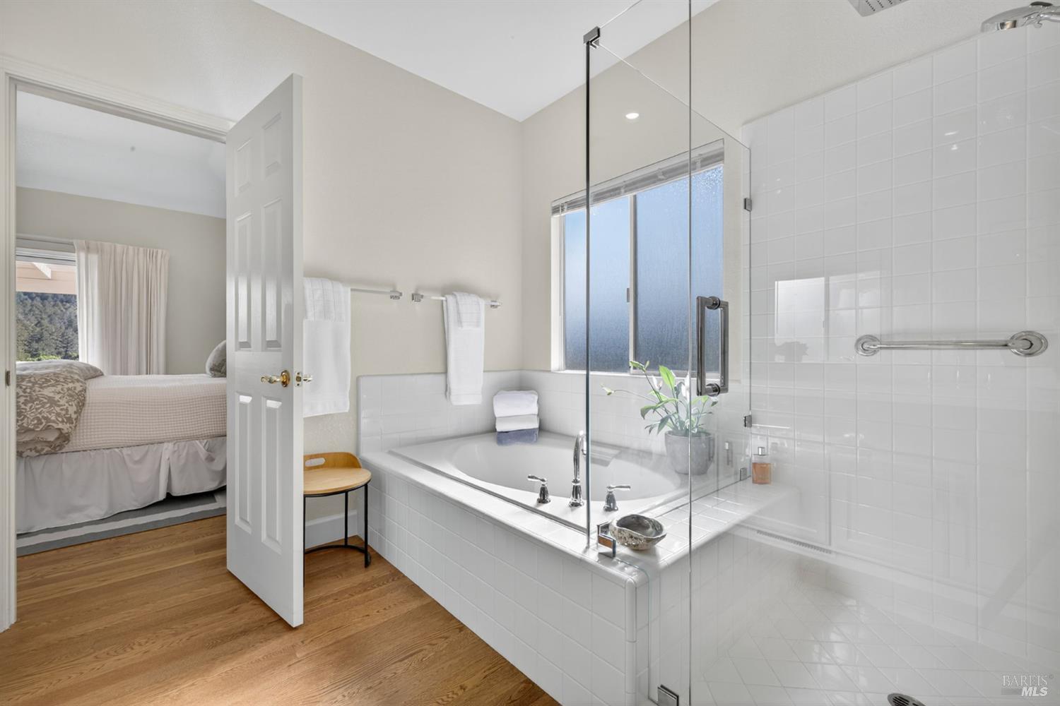 Detail Gallery Image 22 of 66 For 6382 Meadowridge Dr, Santa Rosa,  CA 95409 - 2 Beds | 2 Baths