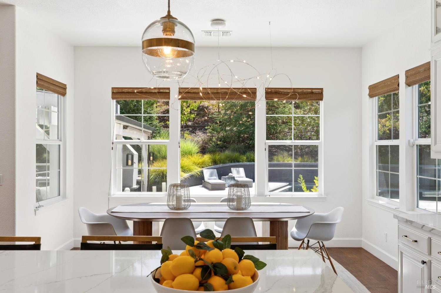 Detail Gallery Image 23 of 96 For 3747 Beartooth Ln, Napa,  CA 94558 - 4 Beds | 3 Baths