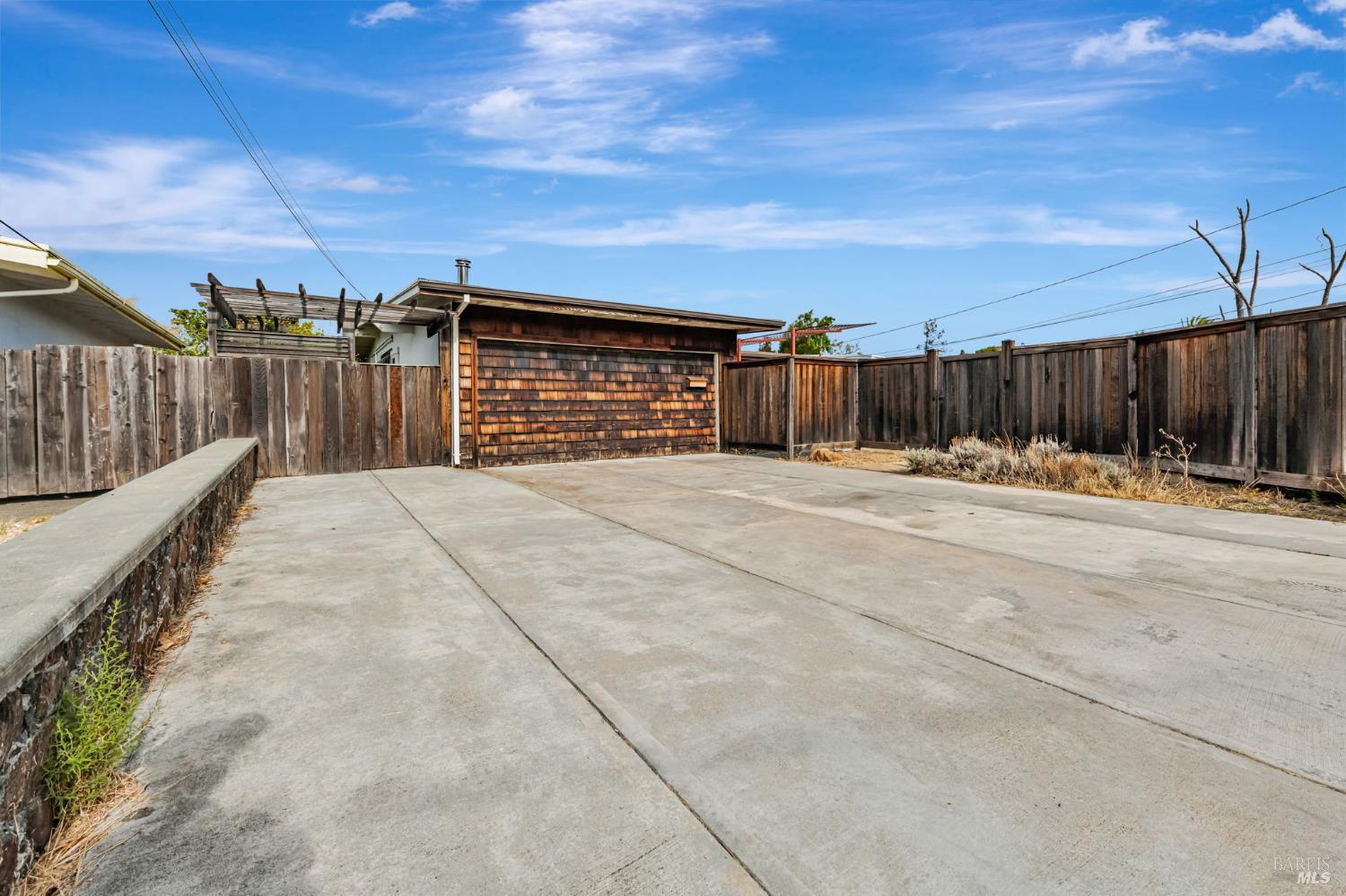 Detail Gallery Image 32 of 33 For 615 Rosal Way, San Rafael,  CA 94903 - 4 Beds | 2 Baths