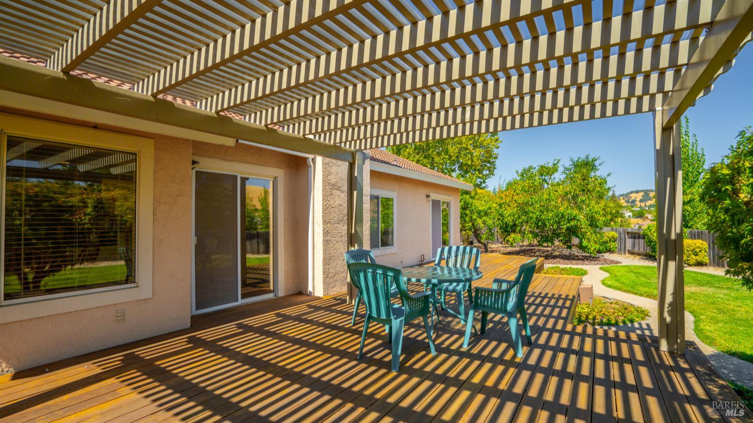 Detail Gallery Image 36 of 75 For 124 Cannes Ct, Fairfield,  CA 94534 - 4 Beds | 2 Baths