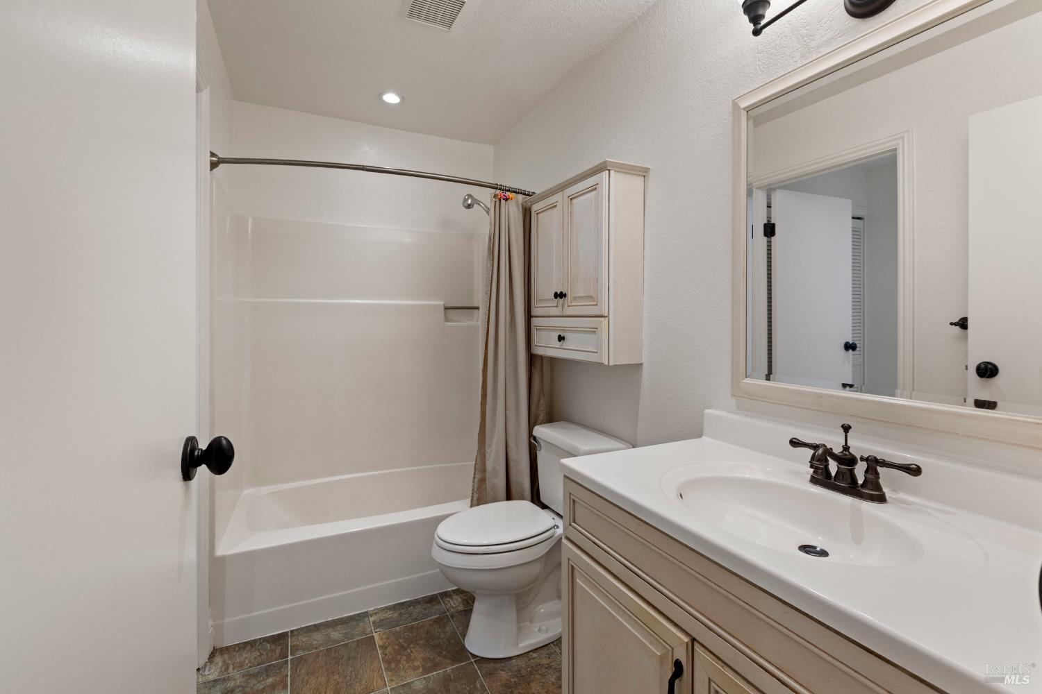 Detail Gallery Image 21 of 26 For 771 W Spain St, Sonoma,  CA 95476 - 1 Beds | 1 Baths