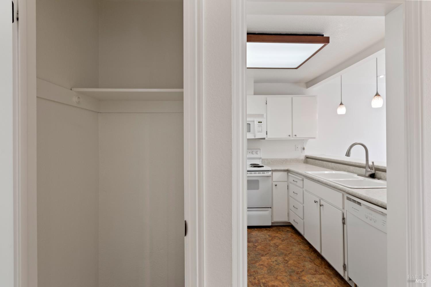 Detail Gallery Image 15 of 26 For 771 W Spain St, Sonoma,  CA 95476 - 1 Beds | 1 Baths