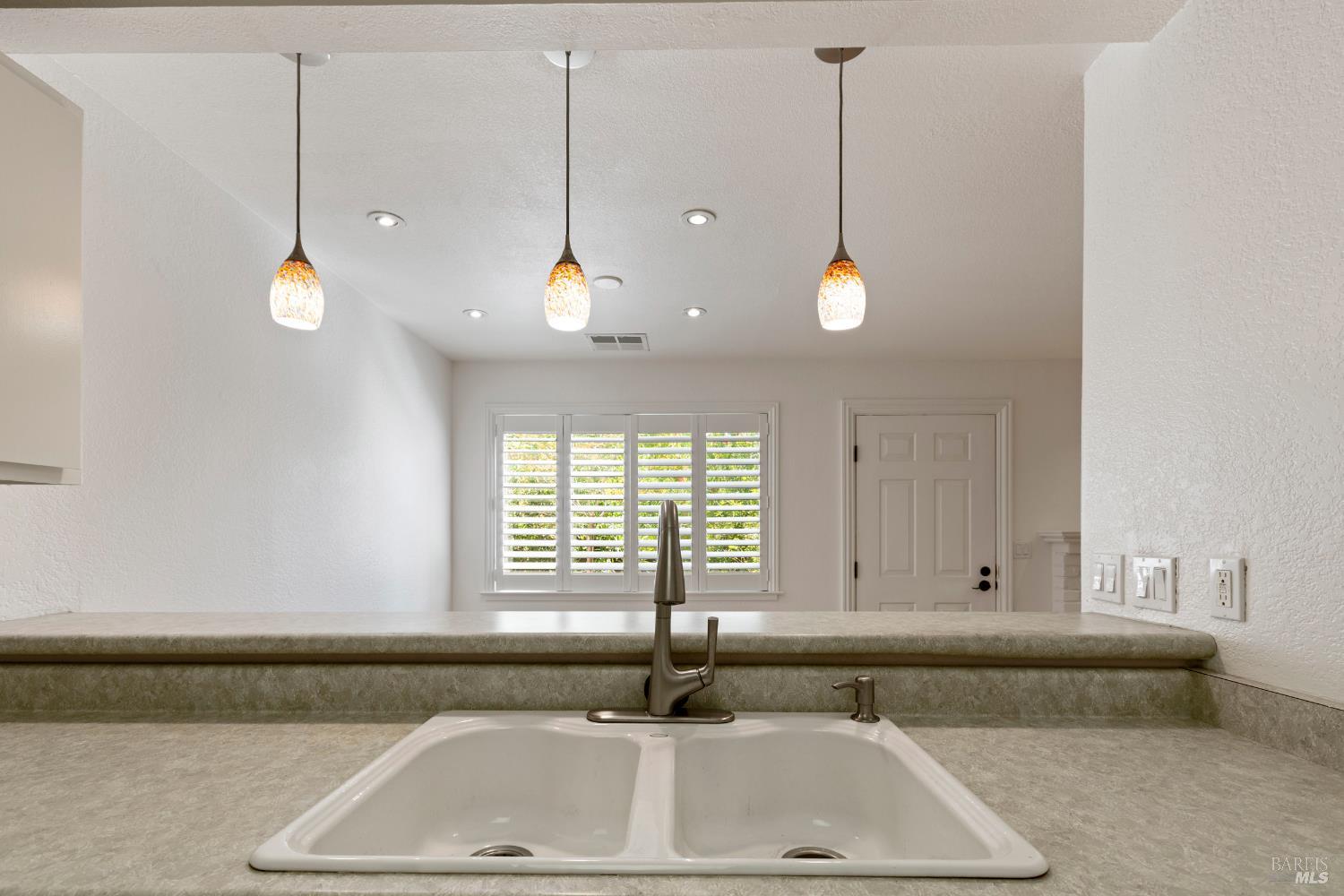 Detail Gallery Image 14 of 26 For 771 W Spain St, Sonoma,  CA 95476 - 1 Beds | 1 Baths