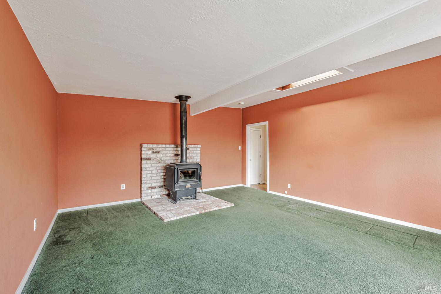 Detail Gallery Image 14 of 33 For 615 Rosal Way, San Rafael,  CA 94903 - 4 Beds | 2 Baths