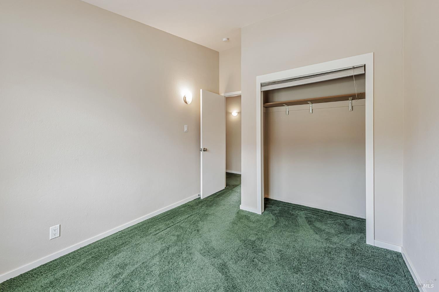Detail Gallery Image 20 of 33 For 615 Rosal Way, San Rafael,  CA 94903 - 4 Beds | 2 Baths