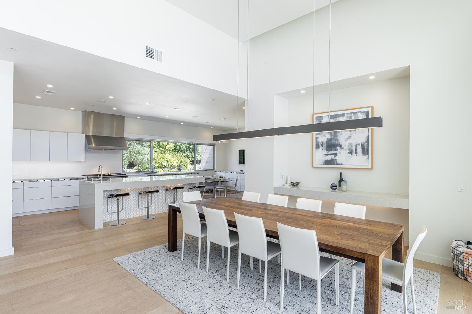Detail Gallery Image 10 of 41 For 1405 Old Winery Ct, Sonoma,  CA 95476 - 3 Beds | 2/1 Baths