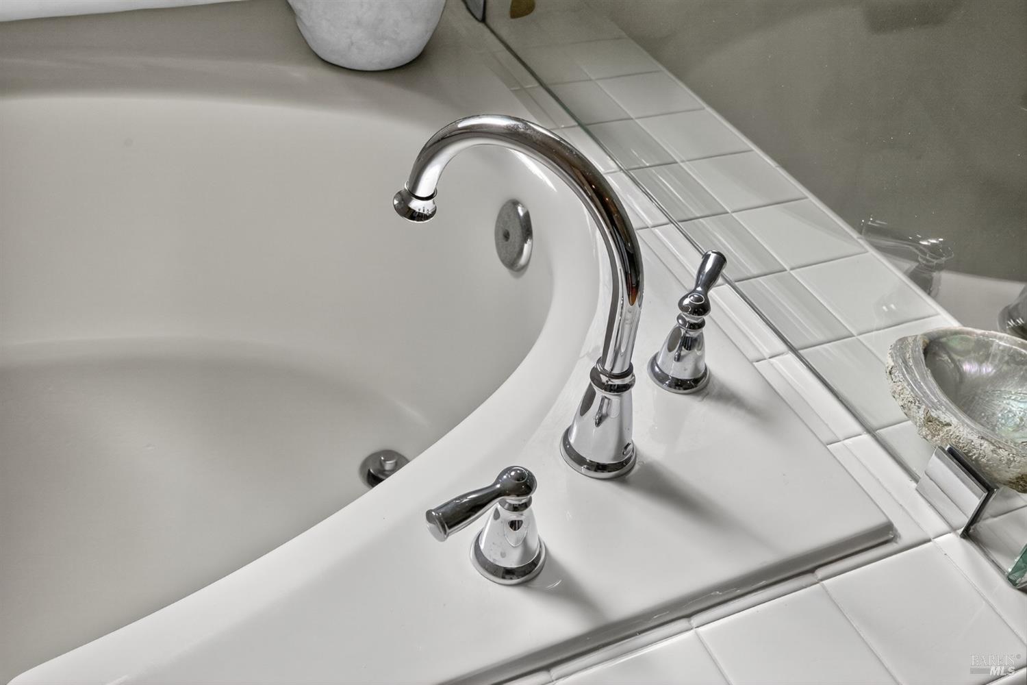 Detail Gallery Image 38 of 66 For 6382 Meadowridge Dr, Santa Rosa,  CA 95409 - 2 Beds | 2 Baths