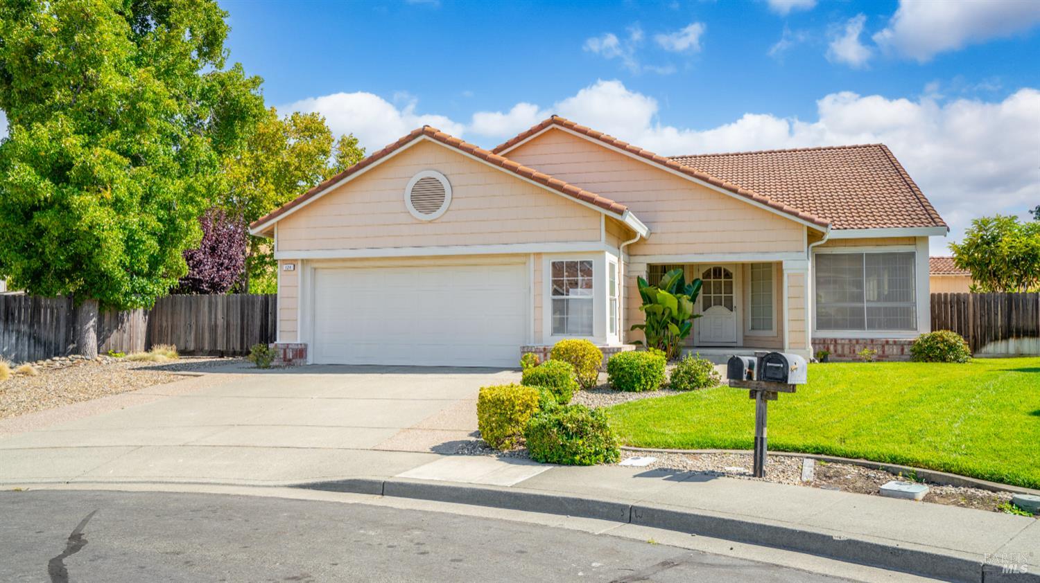 Detail Gallery Image 2 of 75 For 124 Cannes Ct, Fairfield,  CA 94534 - 4 Beds | 2 Baths