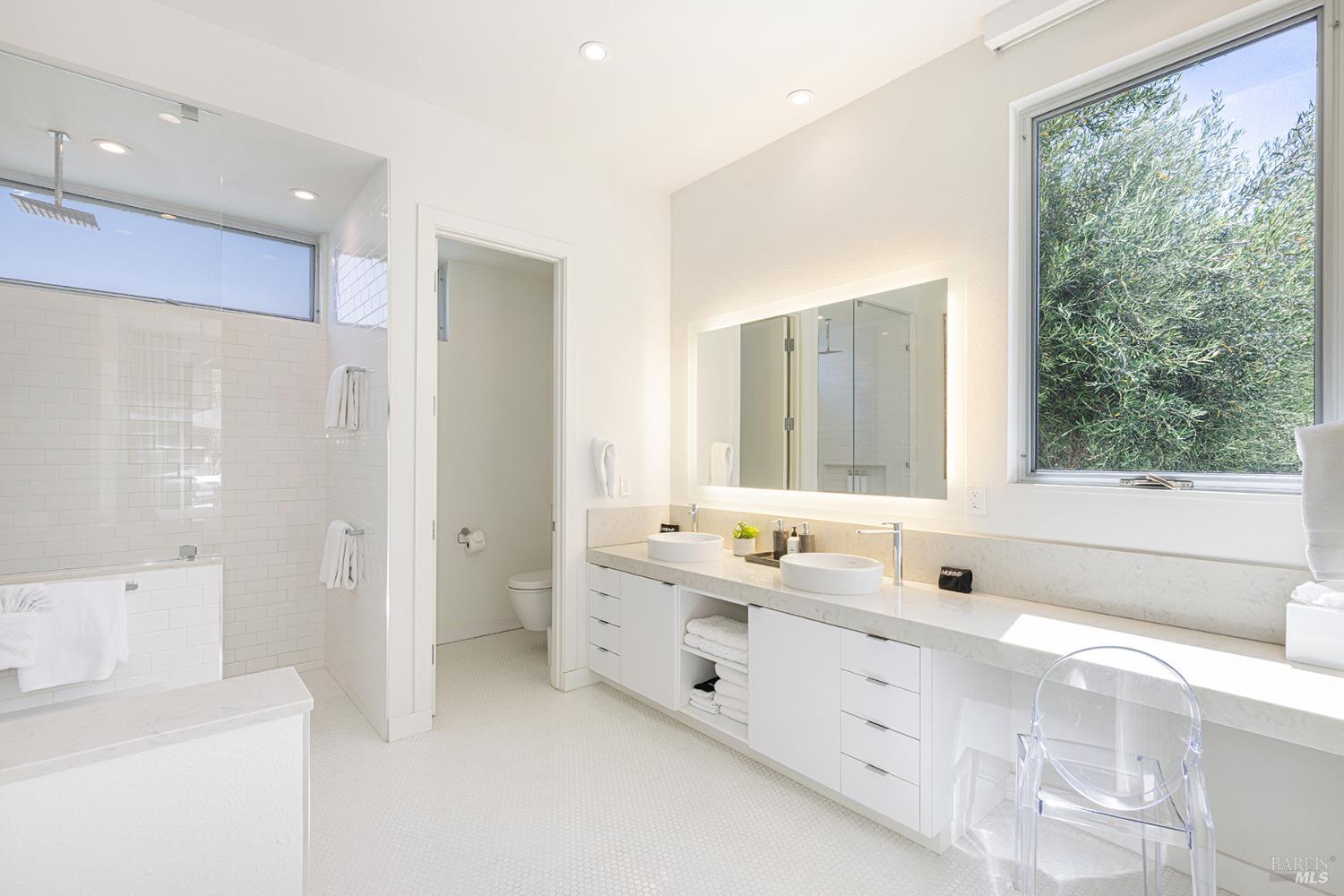 Detail Gallery Image 27 of 41 For 1405 Old Winery Ct, Sonoma,  CA 95476 - 3 Beds | 2/1 Baths