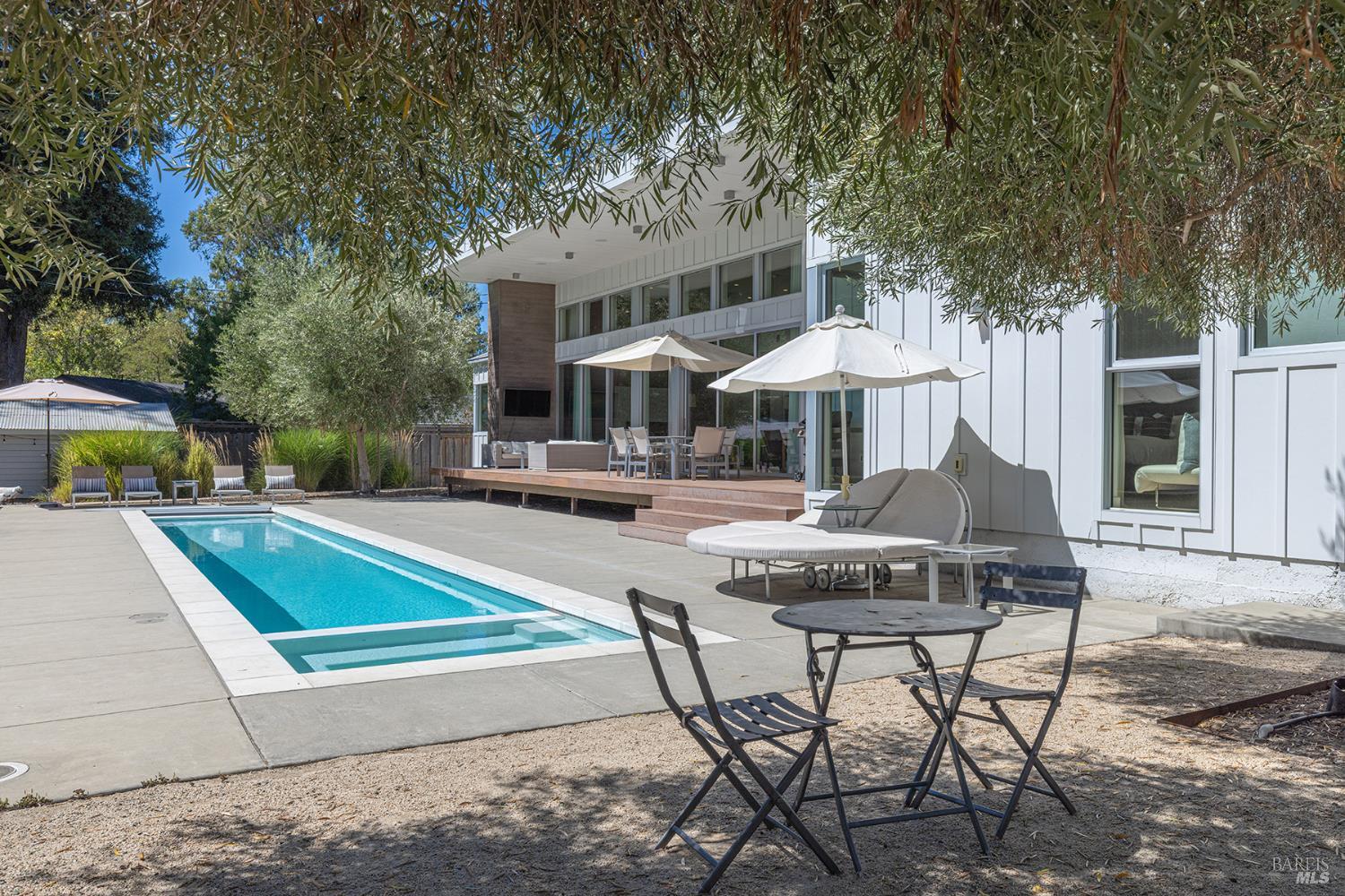 Detail Gallery Image 22 of 41 For 1405 Old Winery Ct, Sonoma,  CA 95476 - 3 Beds | 2/1 Baths