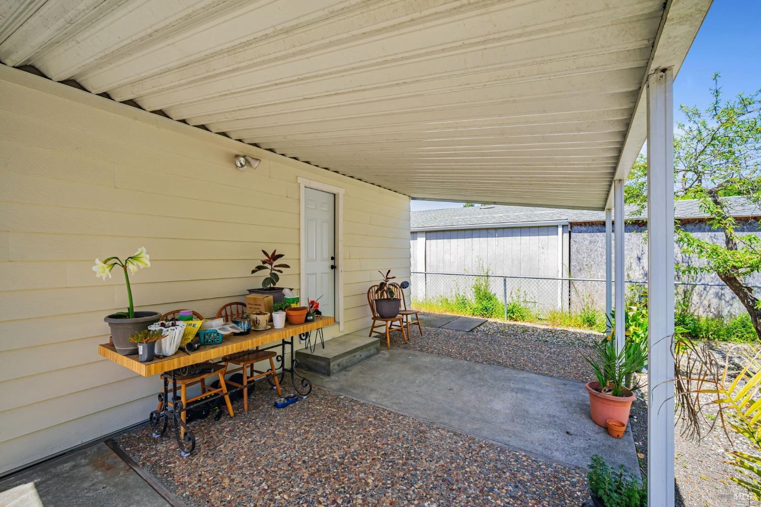 Detail Gallery Image 4 of 44 For 234 Arboleda Dr, Santa Rosa,  CA 95401 - 3 Beds | 2 Baths