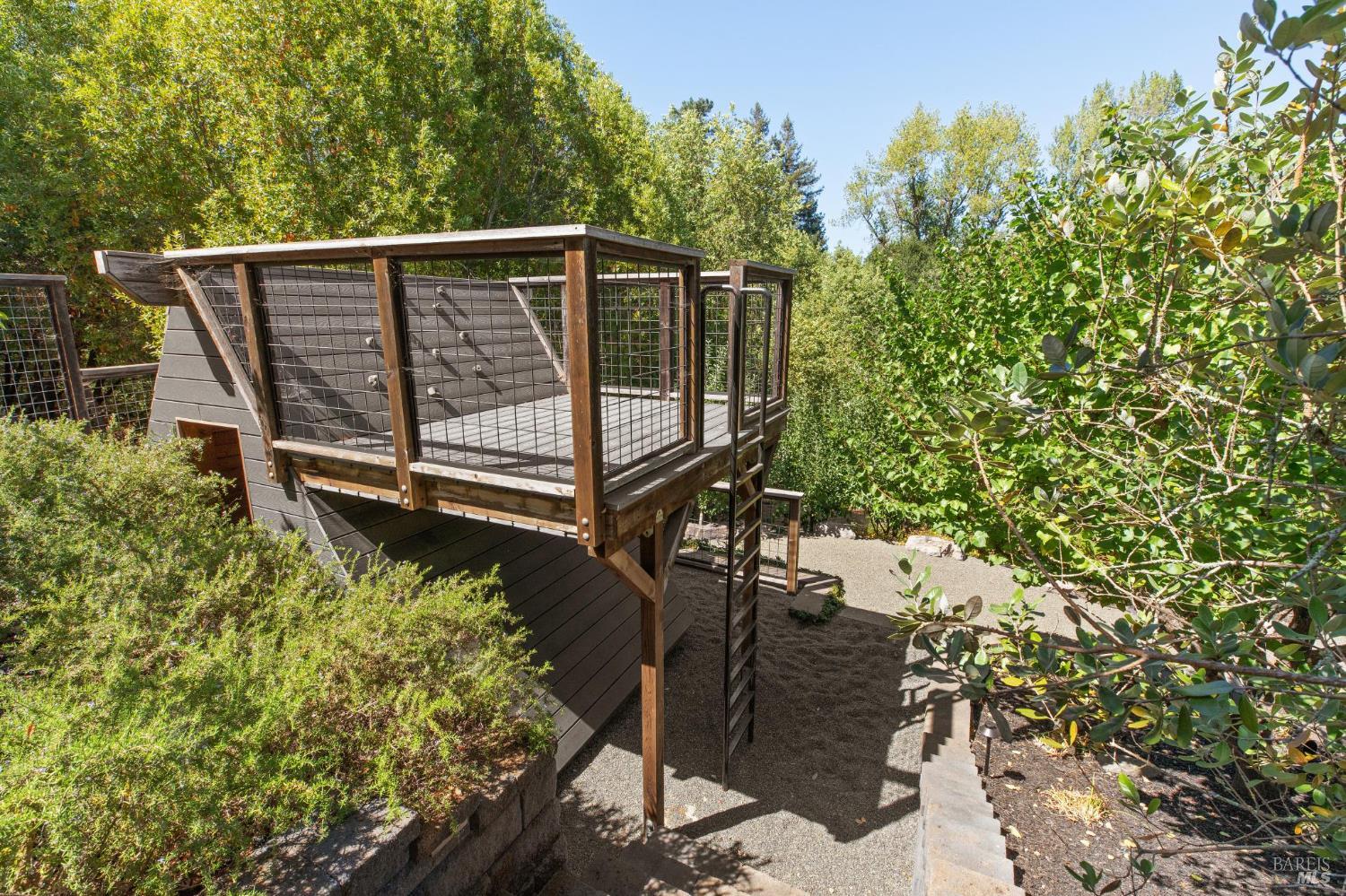 Detail Gallery Image 81 of 96 For 3747 Beartooth Ln, Napa,  CA 94558 - 4 Beds | 3 Baths
