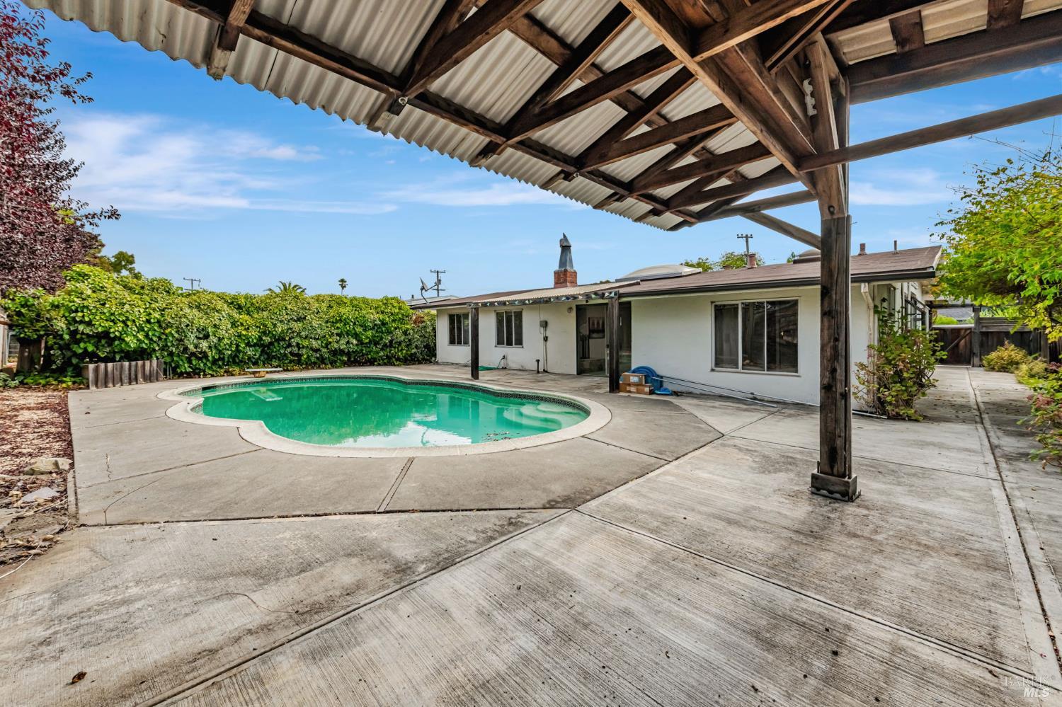 Detail Gallery Image 31 of 33 For 615 Rosal Way, San Rafael,  CA 94903 - 4 Beds | 2 Baths