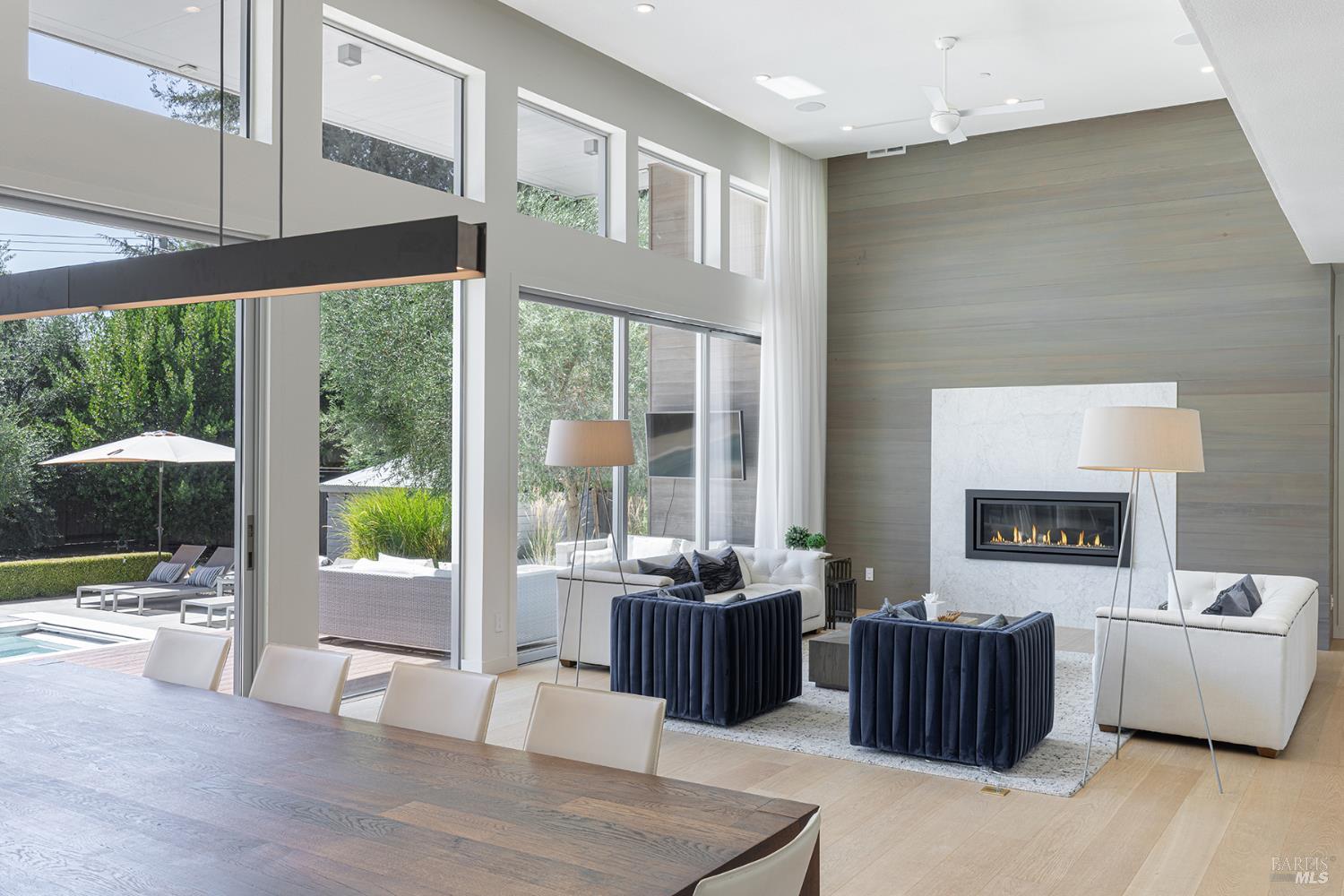 Detail Gallery Image 7 of 41 For 1405 Old Winery Ct, Sonoma,  CA 95476 - 3 Beds | 2/1 Baths