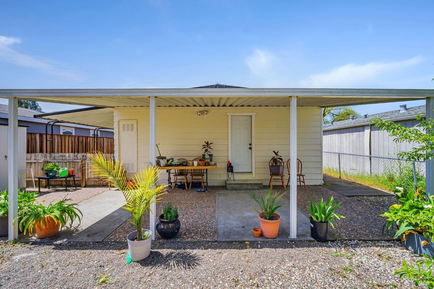Detail Gallery Image 9 of 44 For 234 Arboleda Dr, Santa Rosa,  CA 95401 - 3 Beds | 2 Baths