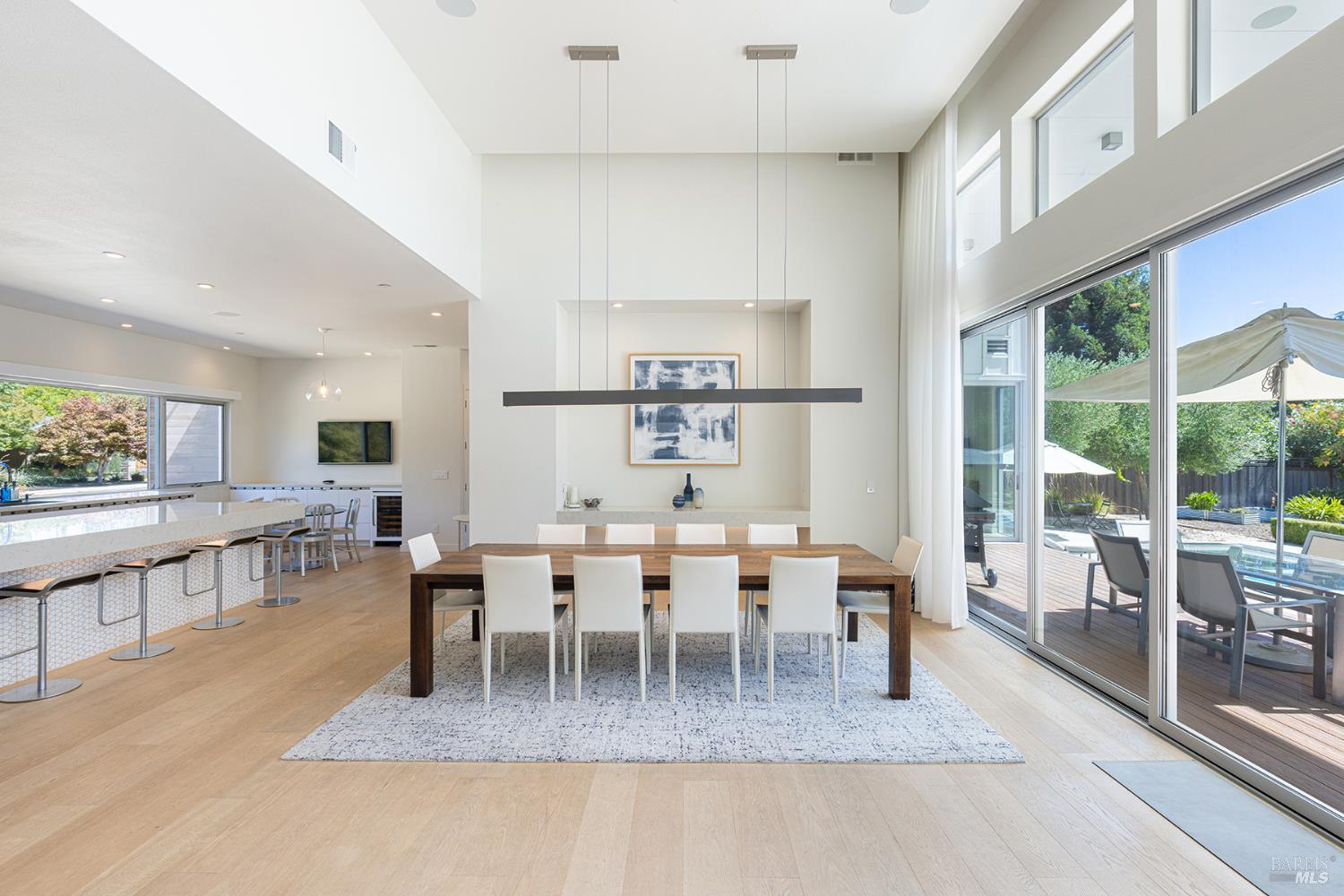 Detail Gallery Image 9 of 41 For 1405 Old Winery Ct, Sonoma,  CA 95476 - 3 Beds | 2/1 Baths
