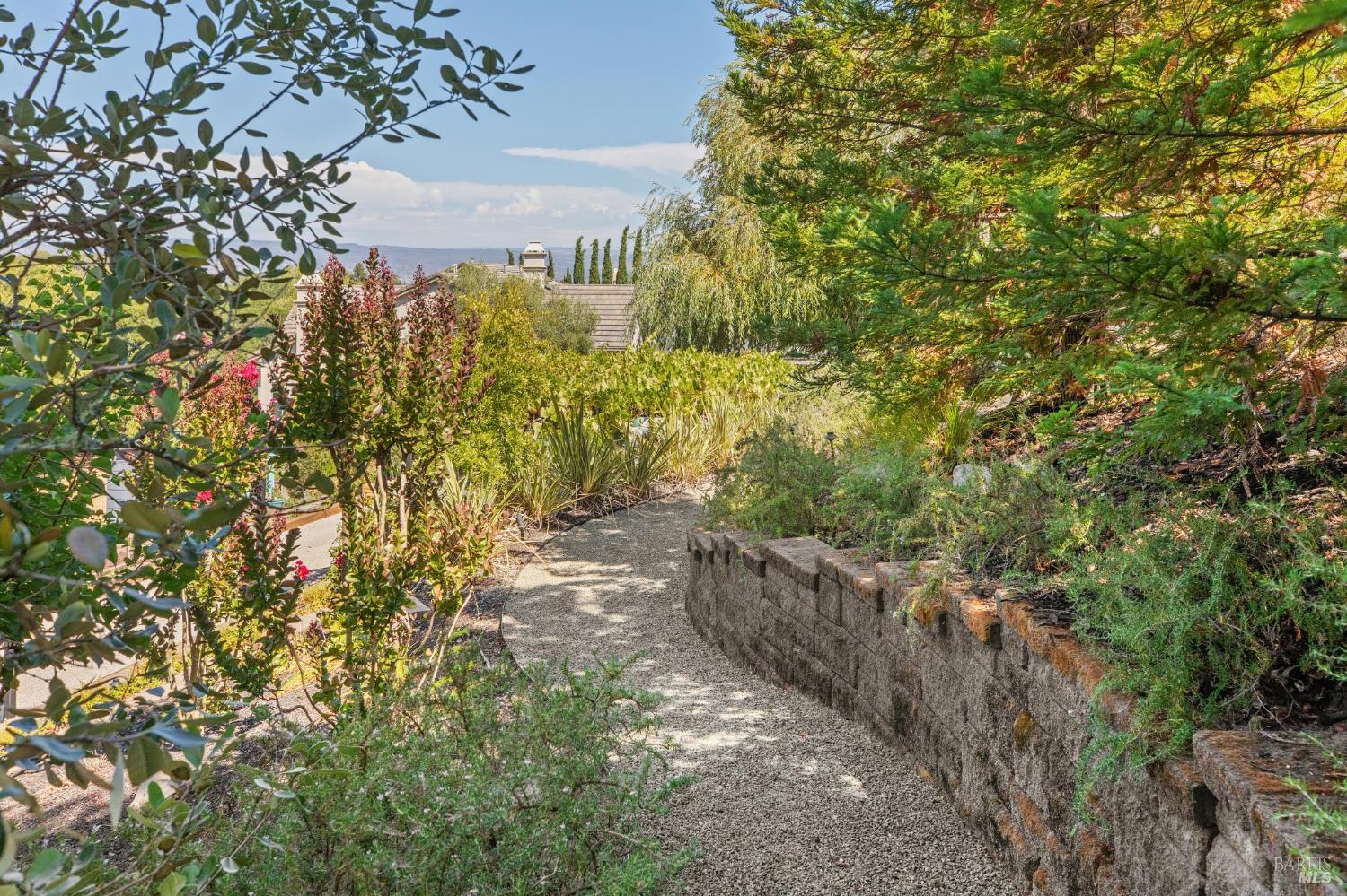 Detail Gallery Image 82 of 96 For 3747 Beartooth Ln, Napa,  CA 94558 - 4 Beds | 3 Baths