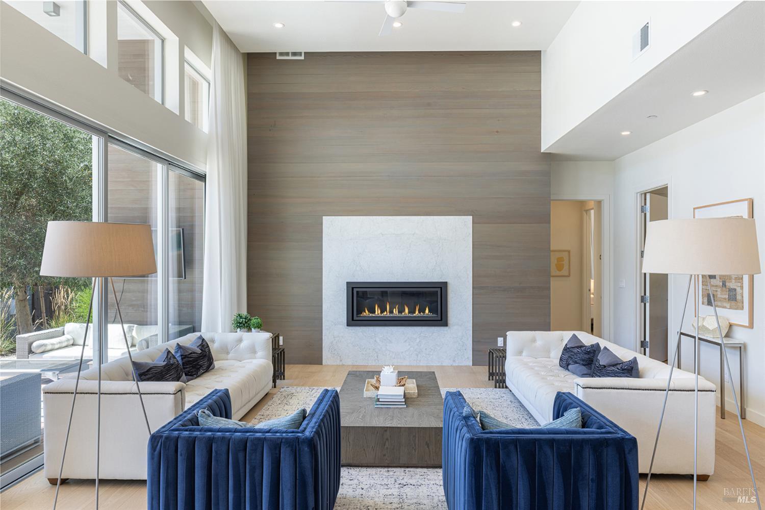 Detail Gallery Image 8 of 41 For 1405 Old Winery Ct, Sonoma,  CA 95476 - 3 Beds | 2/1 Baths