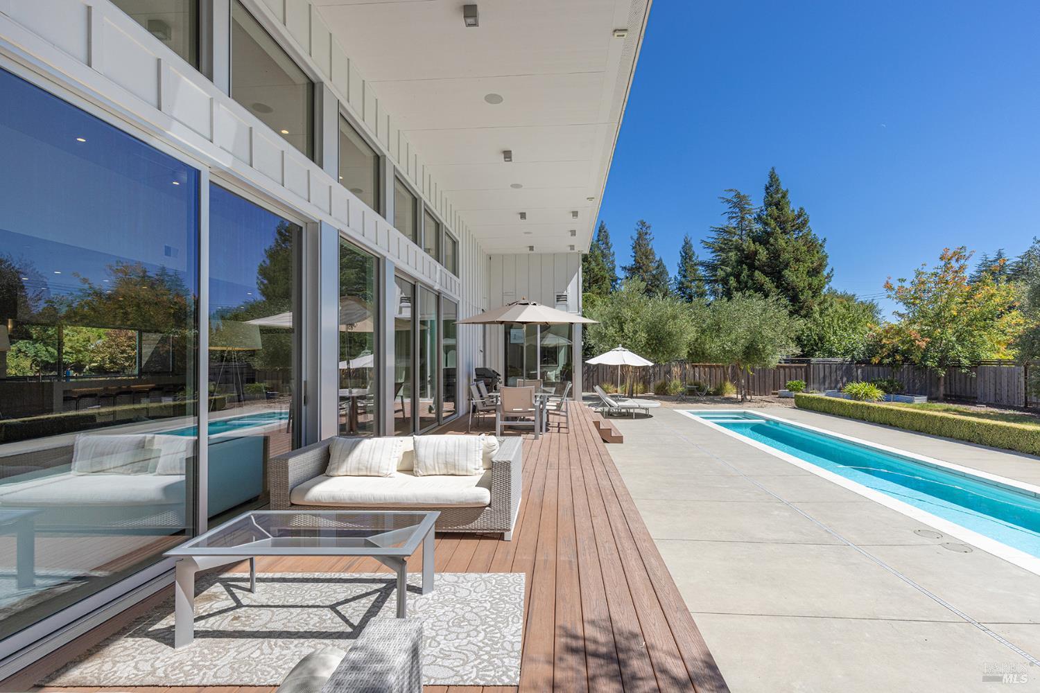 Detail Gallery Image 18 of 41 For 1405 Old Winery Ct, Sonoma,  CA 95476 - 3 Beds | 2/1 Baths