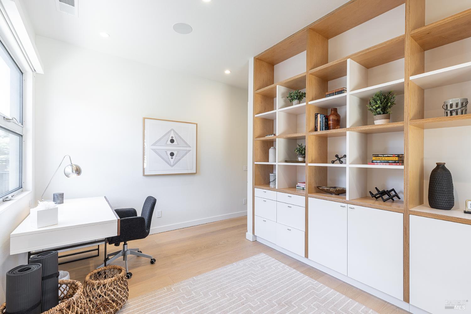 Detail Gallery Image 30 of 41 For 1405 Old Winery Ct, Sonoma,  CA 95476 - 3 Beds | 2/1 Baths