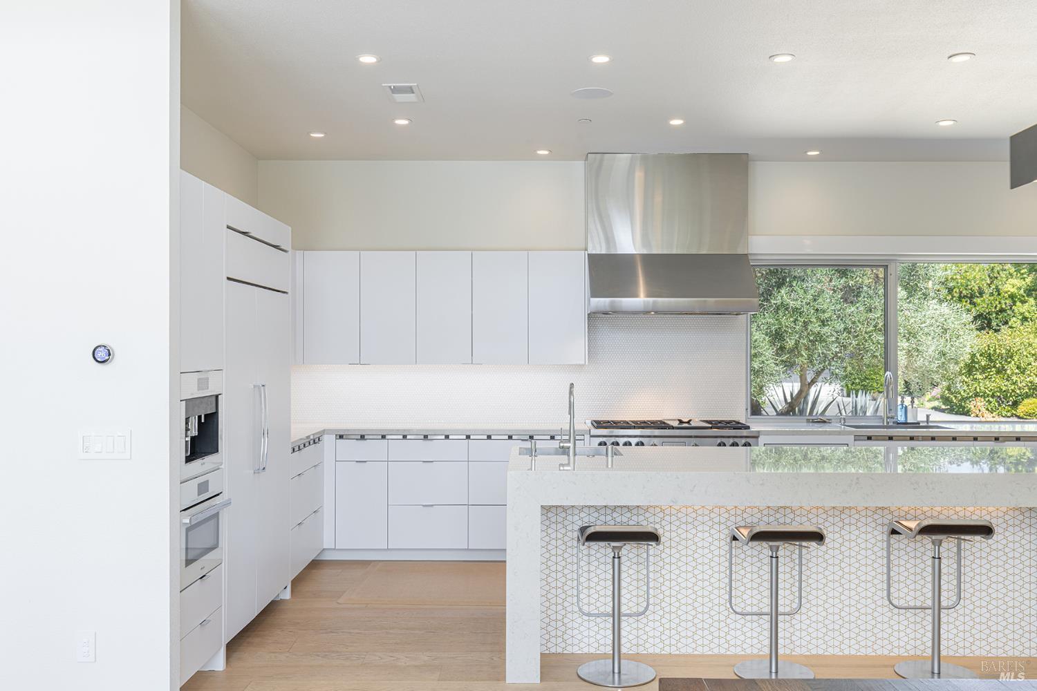 Detail Gallery Image 15 of 41 For 1405 Old Winery Ct, Sonoma,  CA 95476 - 3 Beds | 2/1 Baths